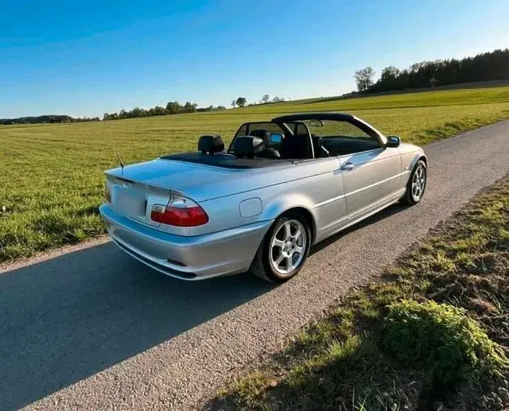 Gebraucht BMW 325 192 PS (141 kW) 2000 Silber Cabrio