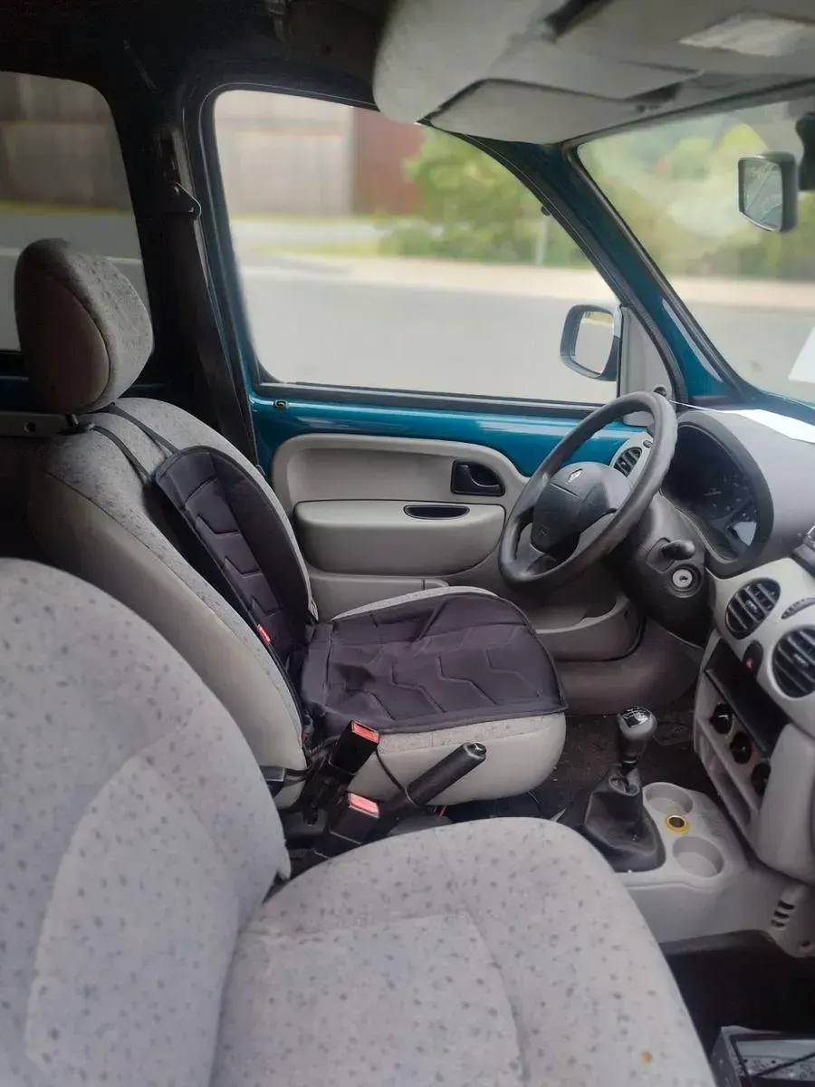 Gebraucht Renault Kangoo Authentique 58 PS (42 kW) 2005 Blau Van / Kleinbus
