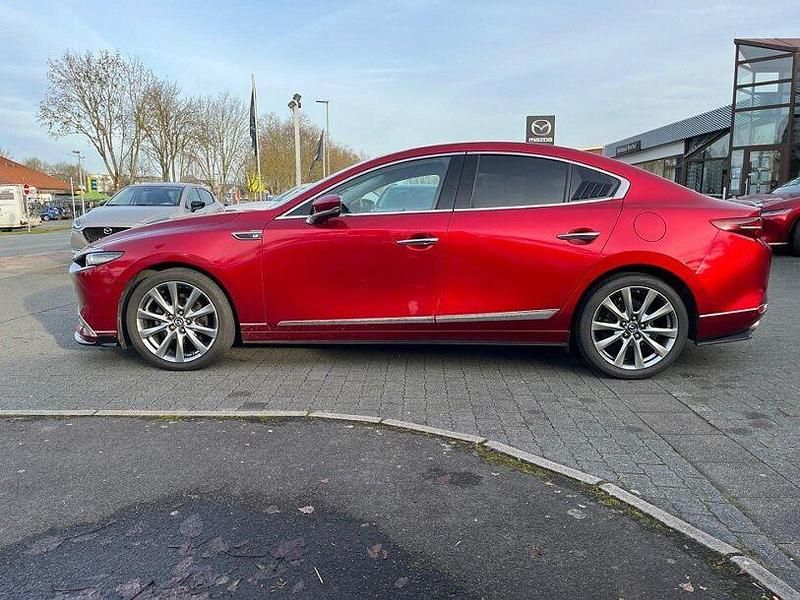 Gebraucht Mazda 3 Selection 162 PS (119 kW) 2019 Rot Limousine