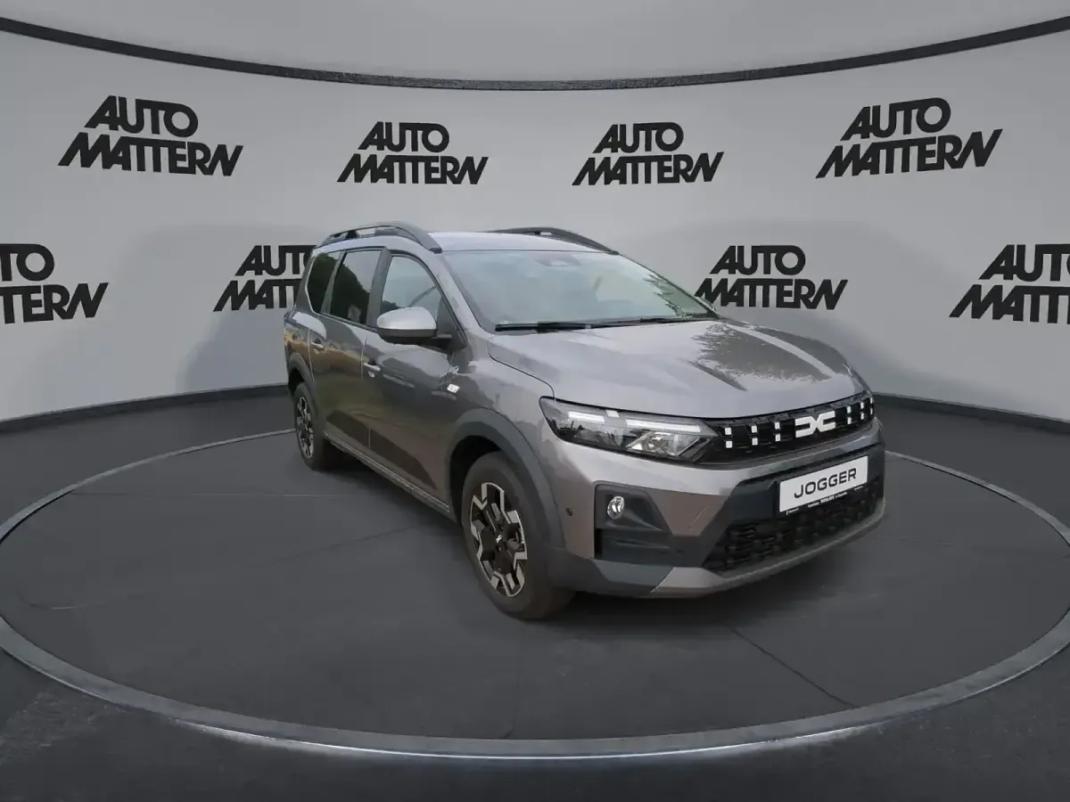 Neu Dacia Jogger Journey 110 PS (80 kW) 2026 Grau Van / Kleinbus