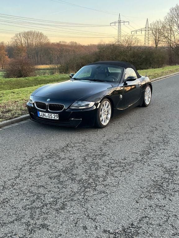 Schwarz Gebraucht 2006 BMW Z4 Sport Line Cabrio | 10.500 € (Fairer Preis) - Bild 1/4