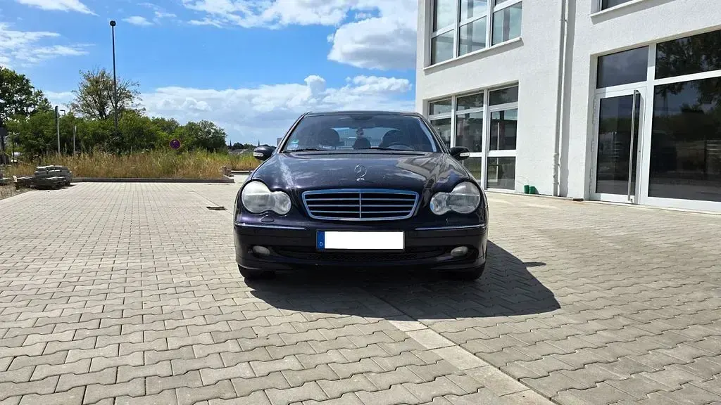 Gebraucht Mercedes C240 Avantgarde 170 PS (125 kW) 2002 Violett Limousine