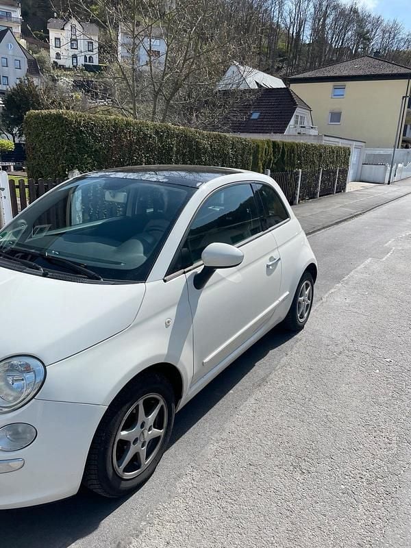 Gebraucht Fiat 500 69 PS (50 kW) 2012 Weiß Kleinwagen