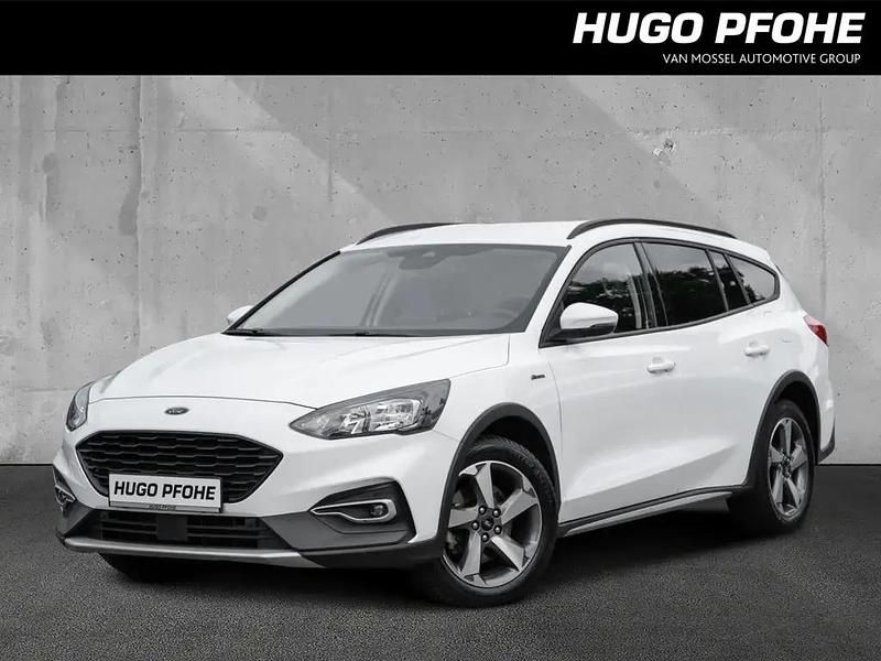Weiß Gebraucht 2021 Ford Focus Active Limousine | 18.750 € (Guter Preis) - Bild 1/4