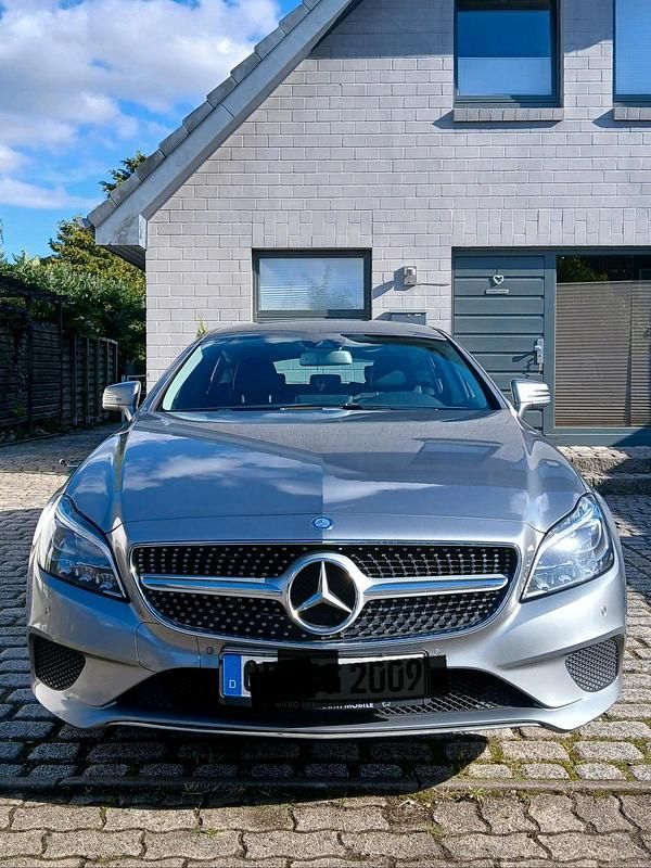 Gebraucht Mercedes 220 170 PS (125 kW) 2014 Grau Kombi