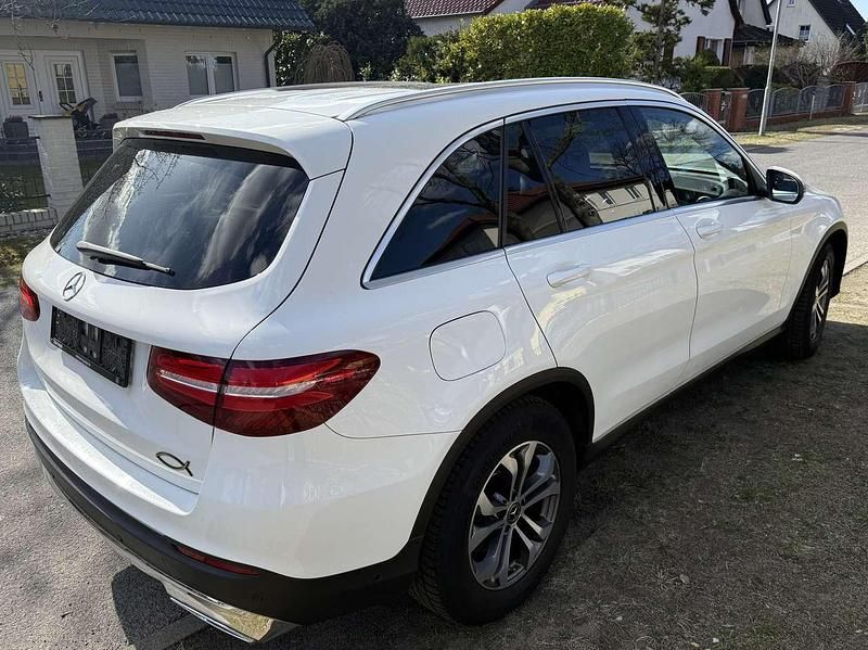 Gebraucht Mercedes GLC220 170 PS (125 kW) 2019 Weiß SUV