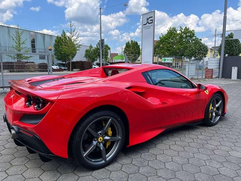 Gebraucht Ferrari F8 721 PS (530 kW) 2022 Corso rossa Cabrio