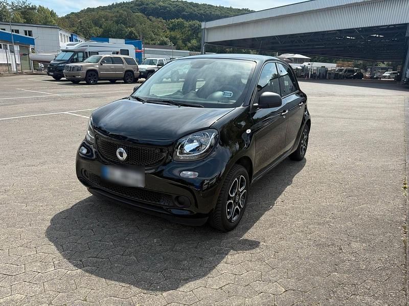 Schwarz Gebraucht 2019 Smart ForFour Kleinwagen | 13.999 € (Fairer Preis) - Bild 1/4
