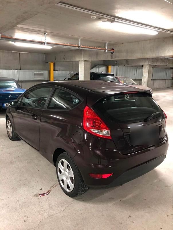 Andere farben Gebraucht 2009 Ford Fiesta Kleinwagen | 1.550 € (Fairer Preis) - Bild 1/4