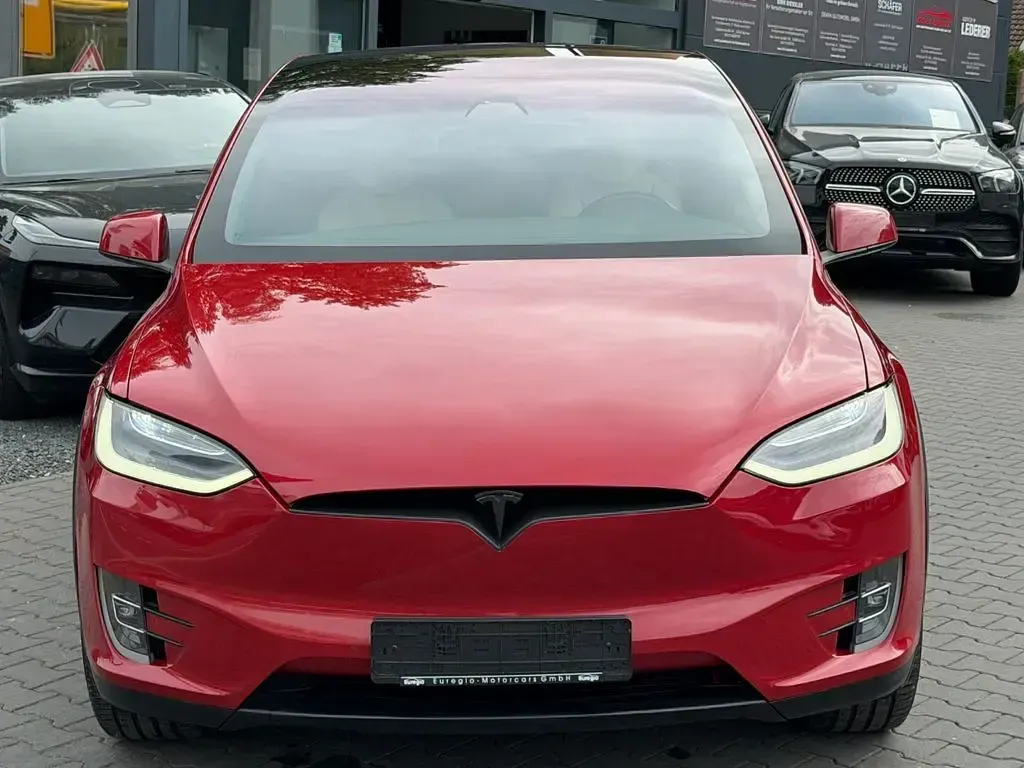 Gebraucht Tesla Model X 413 kW (562 PS) 2019 Rot SUV