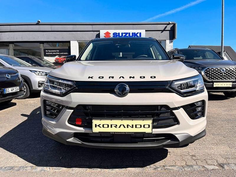 Neu KGM Korando 163 PS (119 kW) 2026 Beige SUV