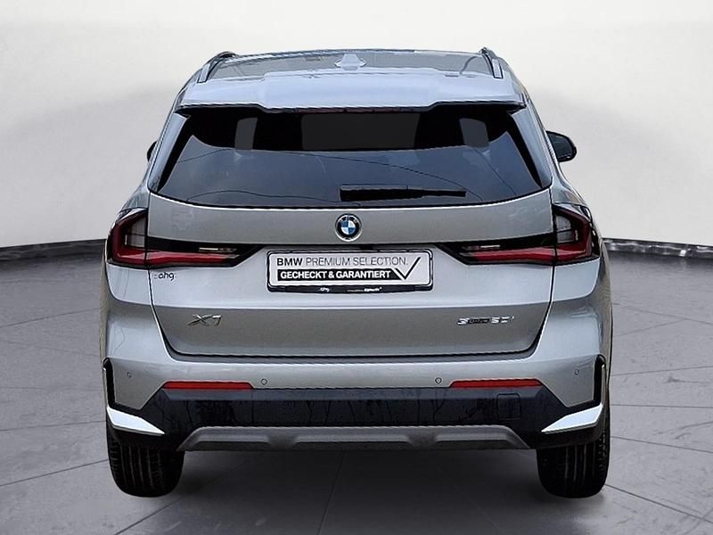Gebraucht BMW X1 Efficient Dynamics 156 PS (114 kW) 2024 Silber SUV