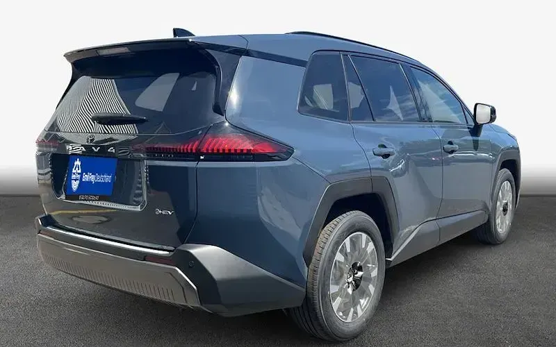 Neu Toyota RAV4 Hybrid 194 PS (142 kW) 2026 Grau SUV