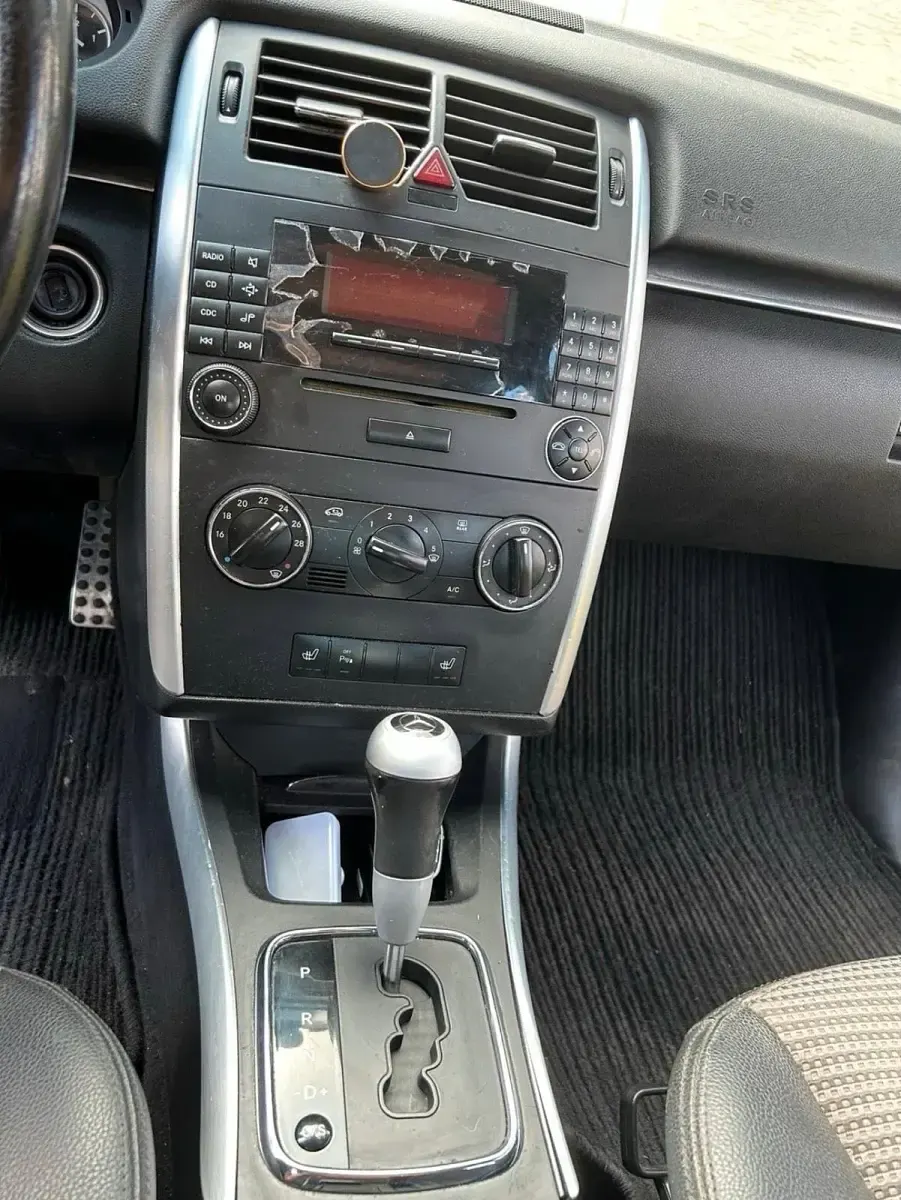Gebraucht Mercedes B180 140 PS (102 kW) 2007 Schwarz Van / Kleinbus