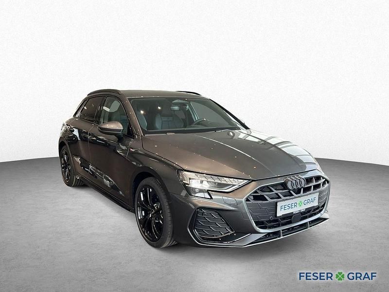 Gebraucht Audi A3 S-Line 150 PS (110 kW) 2026 Daytonagrau perleffekt Limousine