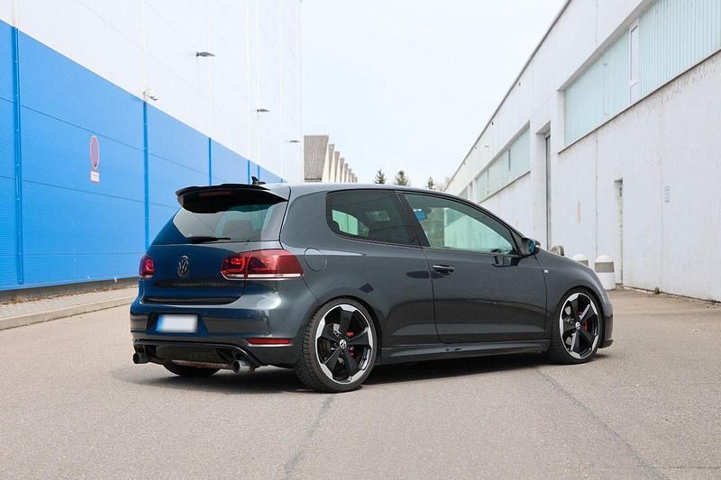 Gebraucht VW Golf Edition 235 PS (172 kW) 2012 Schwarz Coupé