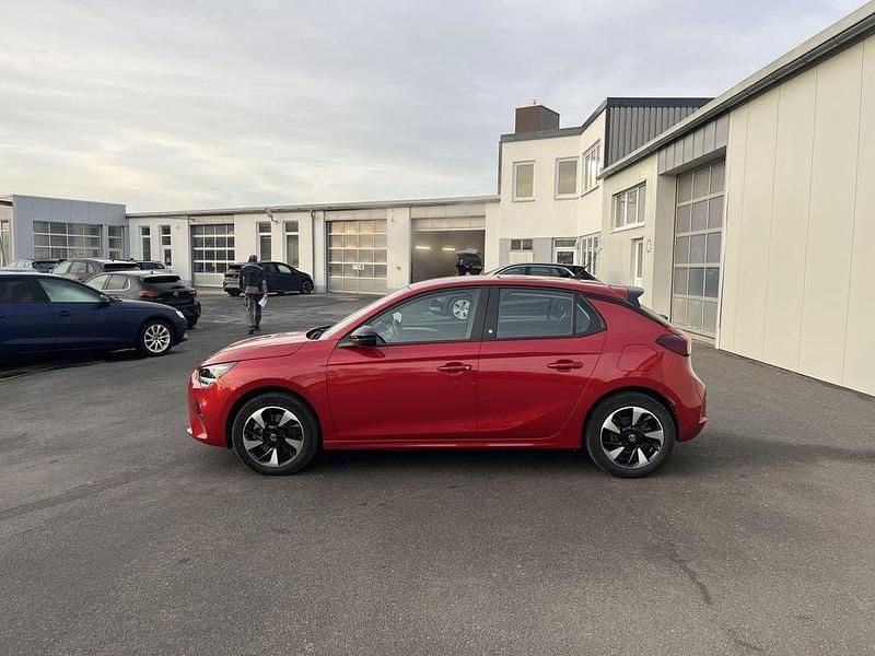 Gebraucht Opel Corsa Edition 100 kW (136 PS) 2022 Kardio rot (metallic) Limousine