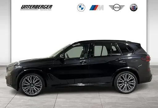 Gebraucht BMW X5 Comfort Edition 340 PS (250 kW) 2025 Saphirschwarz SUV