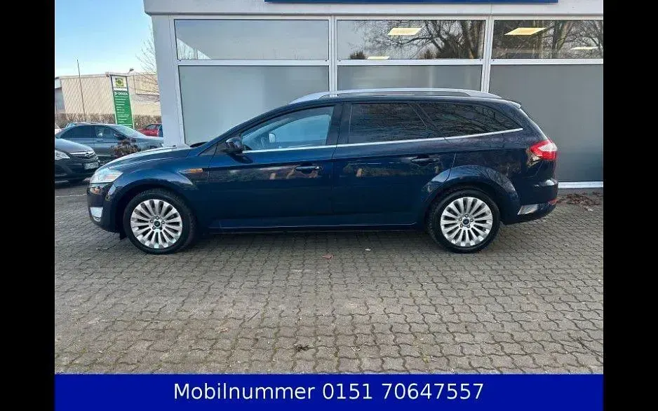 Gebraucht Ford Mondeo Titanium 175 PS (128 kW) 2010 Blau Kombi