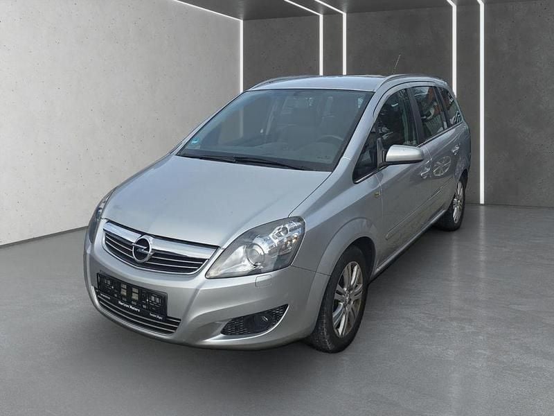 Gebraucht Opel Zafira 140 PS (102 kW) 2009 Silber Van / Kleinbus