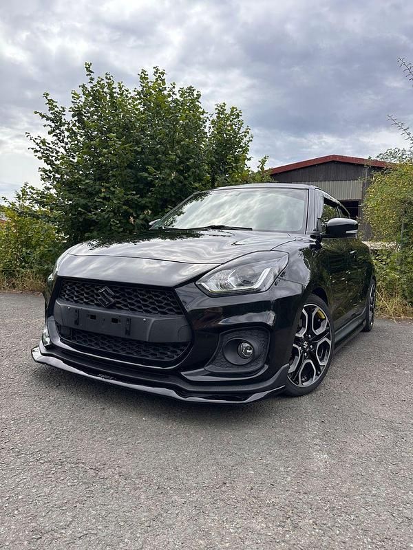Schwarz Gebraucht 2018 Suzuki Swift Sport Kleinwagen | 17.200 € (Etwas zu teuer) - Bild 1/4
