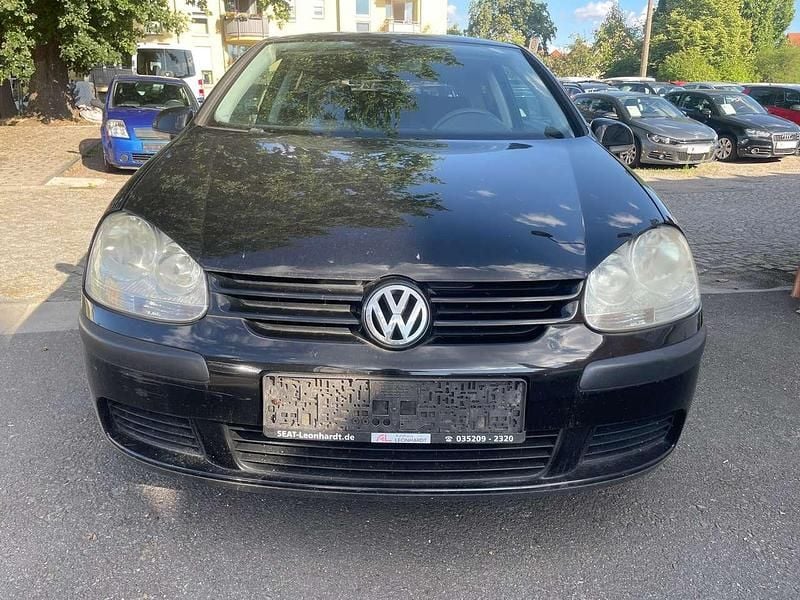 Gebraucht VW Golf IV Trendline 75 PS (55 kW) 2004 Schwarz Kleinwagen