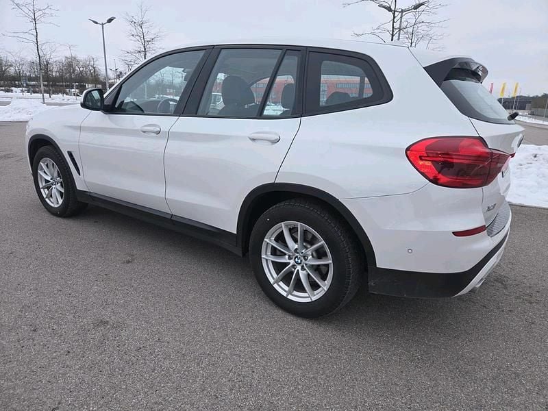 Gebraucht BMW X3 190 PS (139 kW) 2021 Weiß SUV