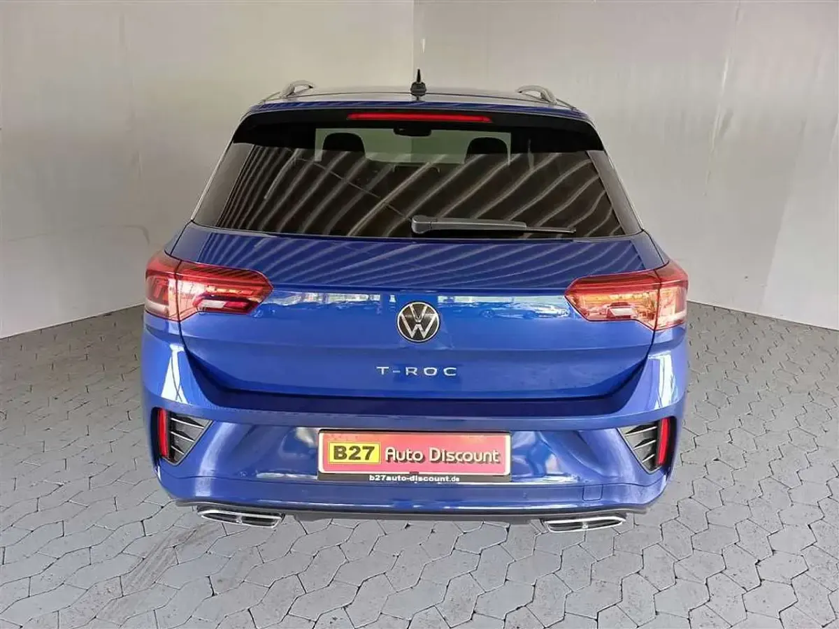 Gebraucht VW T-Roc Beats 150 PS (110 kW) 2024 Lapiz blue metallic SUV
