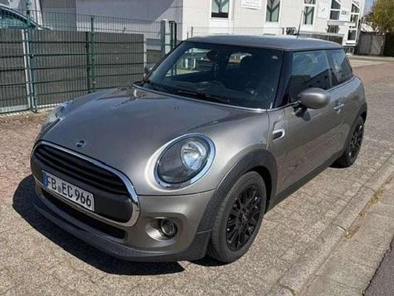 Gebraucht Mini ONE 102 PS (75 kW) 2019 Silver metallic Kleinwagen