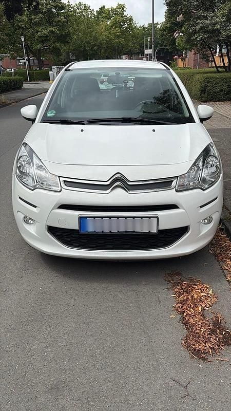 Weiß Gebraucht 2016 Citroën C3 Kleinwagen | 4.750 € (Guter Preis) - Bild 1/4