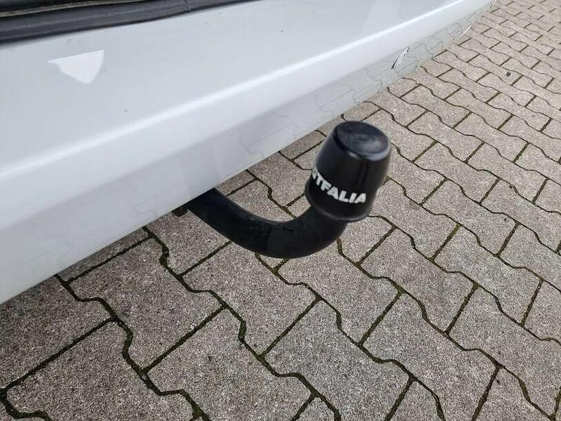 Gebraucht Mercedes Vito 190 PS (139 kW) 2018 Weiß Van