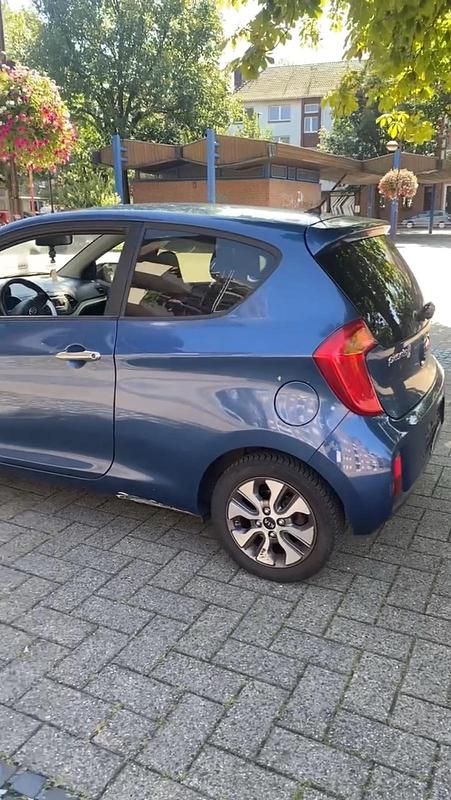 Blau Gebraucht 2016 Kia Picanto Kleinwagen | 4.900 € (Guter Preis) - Bild 1/4