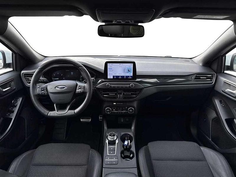 Gebraucht Ford Focus ST-Line 150 PS (110 kW) 2019 Frostweiß Kombi