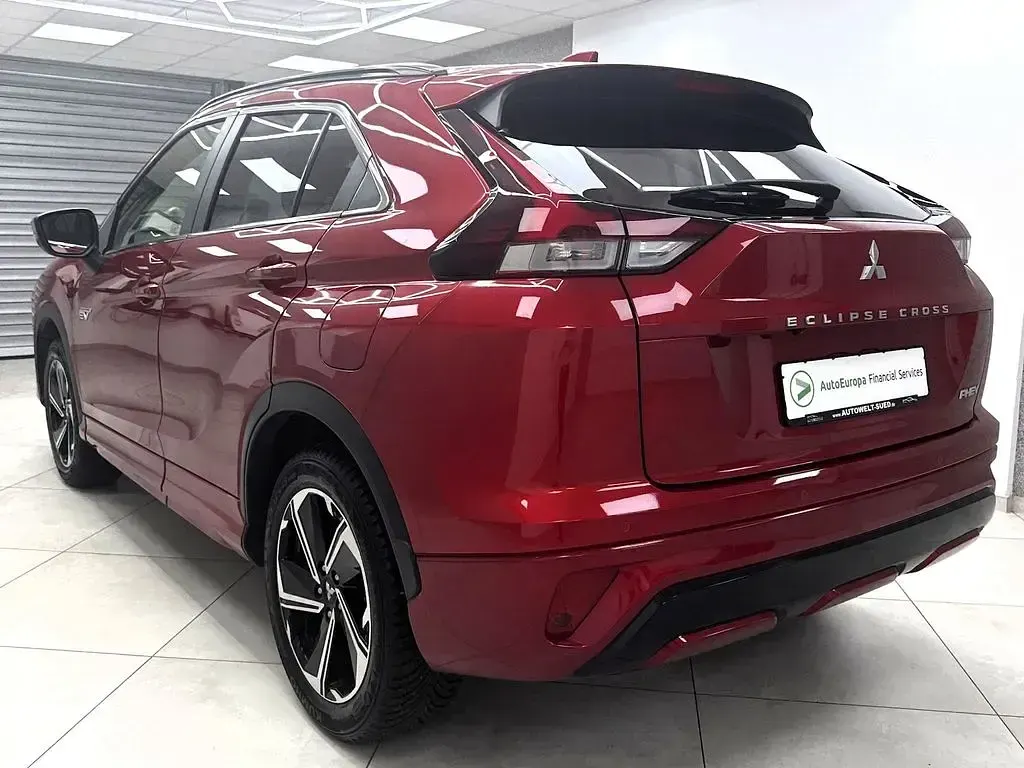 Gebraucht Mitsubishi Eclipse Cross Select 188 PS (138 kW) 2022 Rot SUV