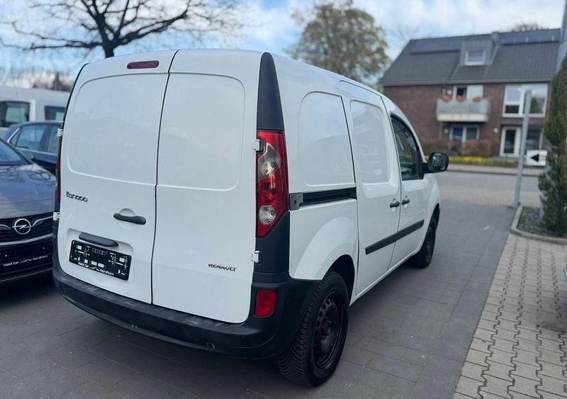 Second-hand Renault Kangoo 68 CP (50 kW) 2010 Alb Monovolum