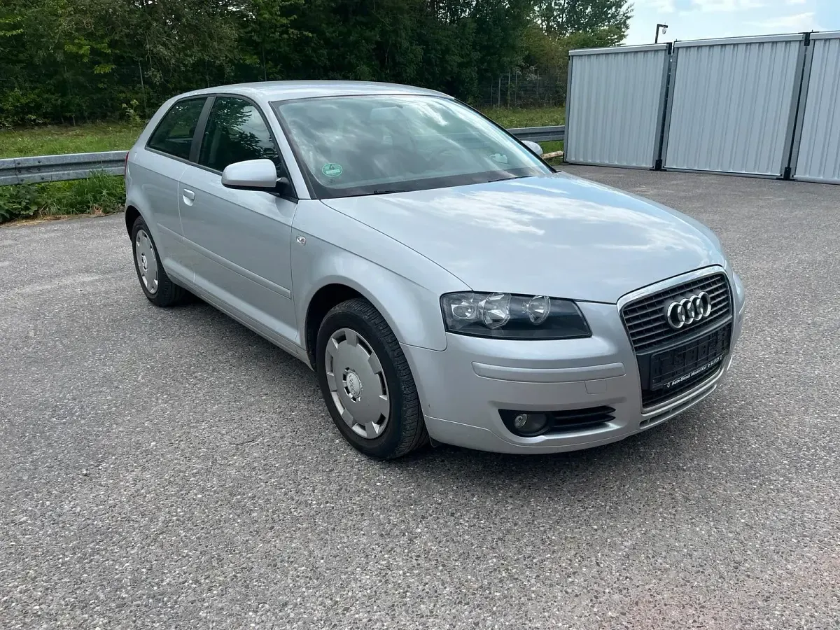 Gebraucht Audi A3 102 PS (75 kW) 2008 Silber Kleinwagen