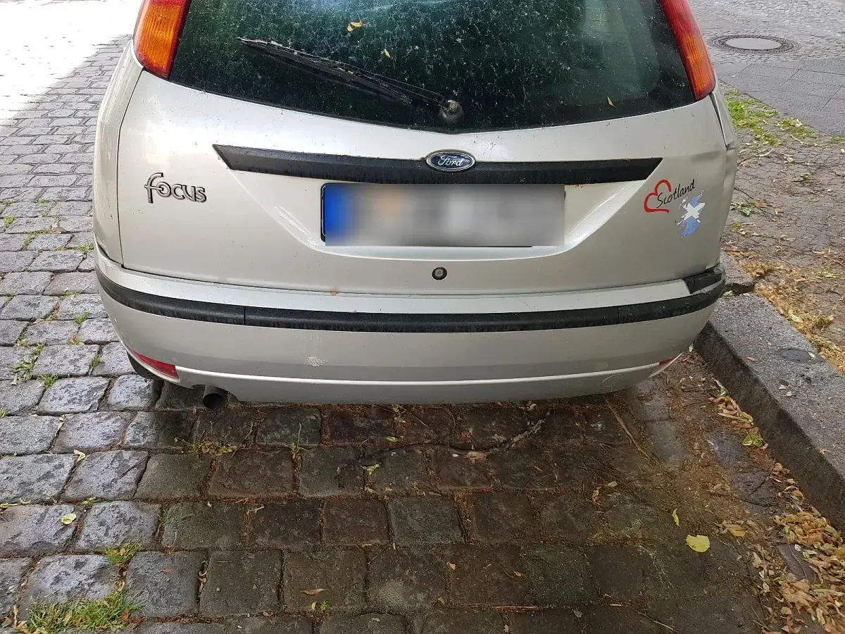 Gebraucht Ford Focus 116 PS (85 kW) 2003 Silber Limousine