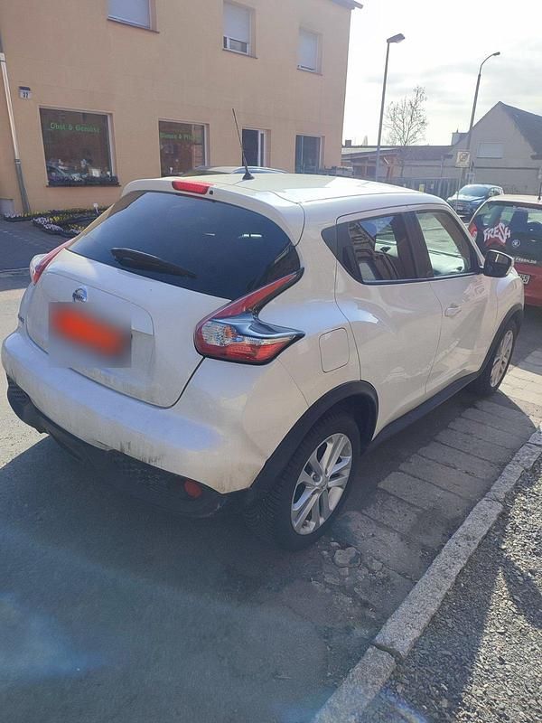 Gebraucht Nissan Juke 115 PS (84 kW) 2015 Weiß SUV