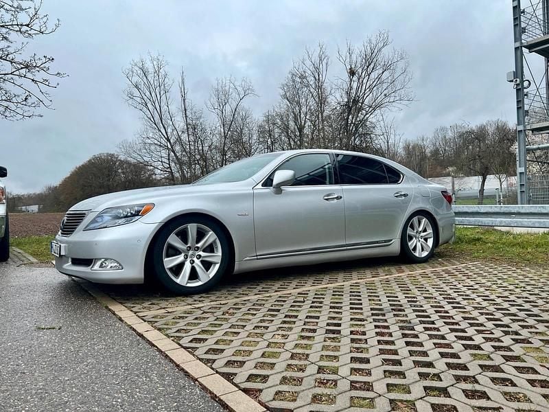 Gebraucht Lexus LS600h L 445 PS (327 kW) 2007 Silber Limousine