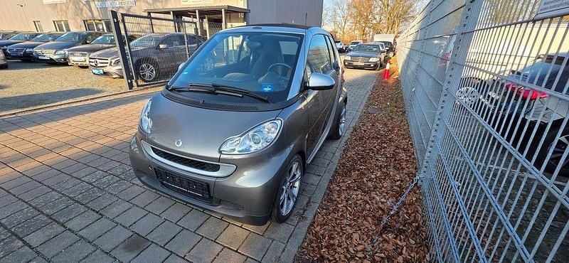 Gebraucht Smart ForTwo Cabrio Basis 84 PS (61 kW) 2010 Rot Cabrio