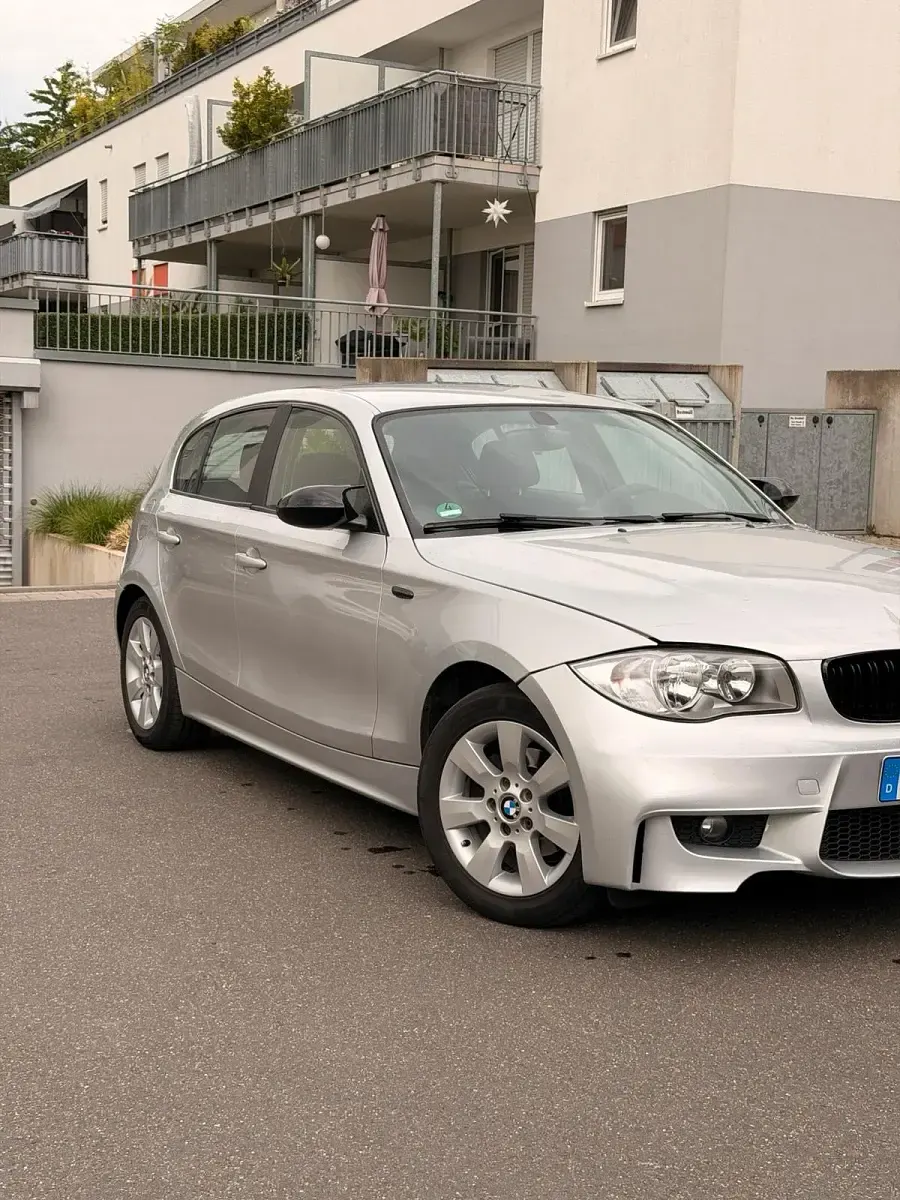 Gebraucht BMW 116 116 PS (85 kW) 2006 Silber Kleinwagen