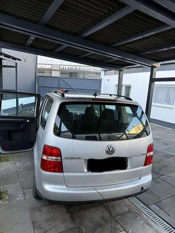Gebraucht VW Touran 105 PS (77 kW) 2006 Van / Kleinbus