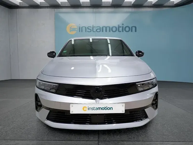 Gebraucht Opel Astra 131 PS (96 kW) 2024 Grau Kleinwagen