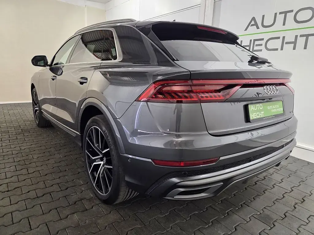 Gebraucht Audi Q8 S-Line 286 PS (210 kW) 2019 Grau SUV