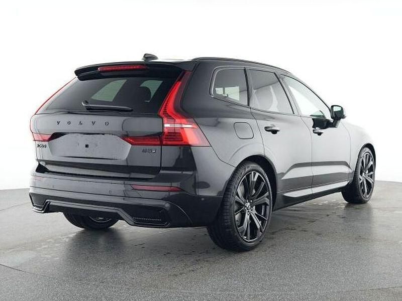 Gebraucht Volvo XC60 Plus 250 PS (183 kW) 2025 Schwarz SUV