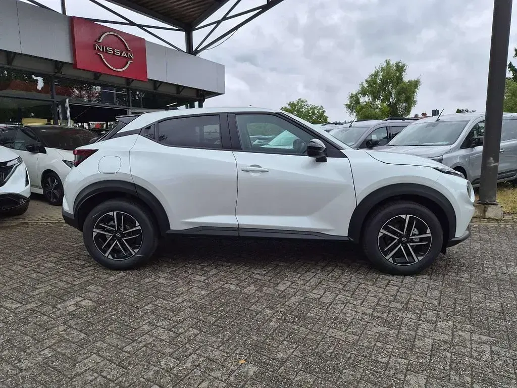 Neu Nissan Juke N-Connecta 114 PS (83 kW) 2026 Pearl white SUV