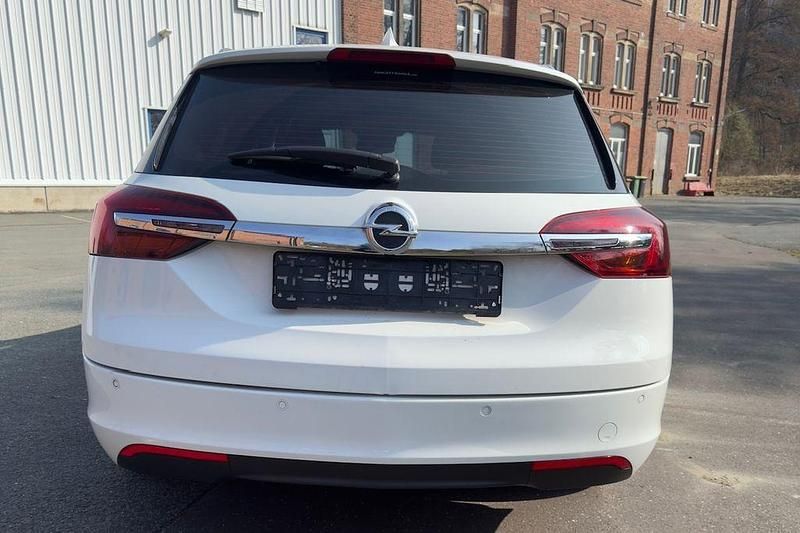 Gebraucht Opel Insignia 136 PS (100 kW) 2017 Weiß Kombi