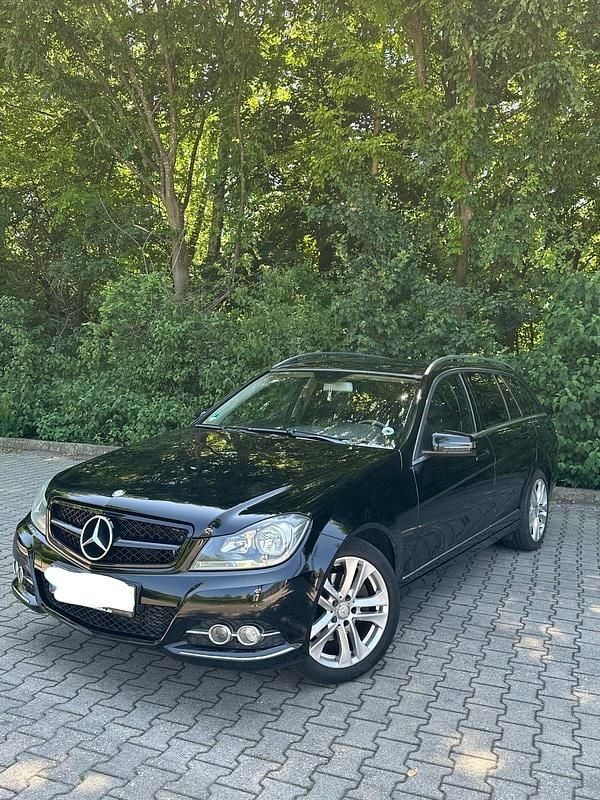 Schwarz Gebraucht 2013 Mercedes C200 Kombi | 9.000 € (Fairer Preis) - Bild 1/4