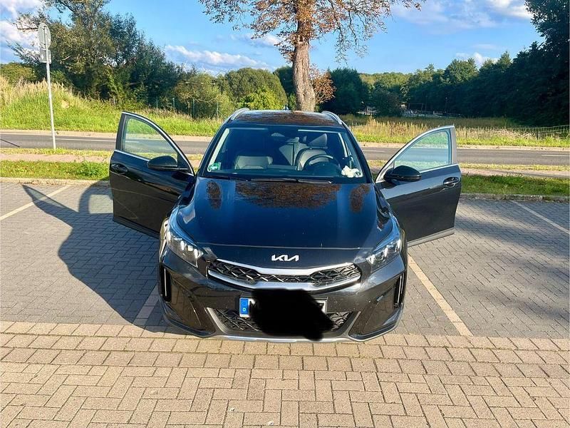 Schwarz Gebraucht 2024 Kia XCeed Vision SUV | 22.490 € (Superpreis) - Bild 1/4