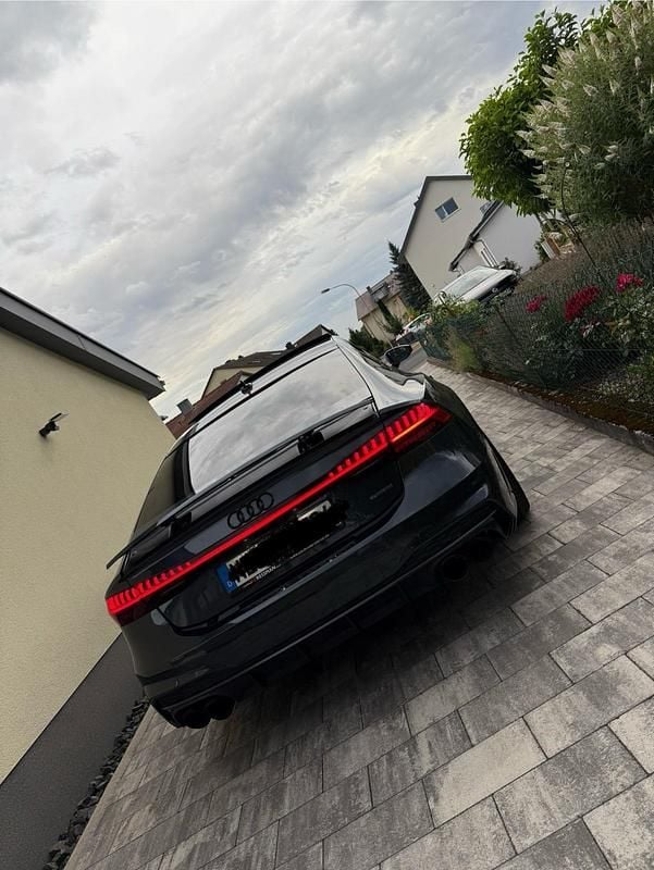 Grau Gebraucht 2018 Audi A7 S-Line Kleinwagen | 36.500 € (Guter Preis) - Bild 1/4
